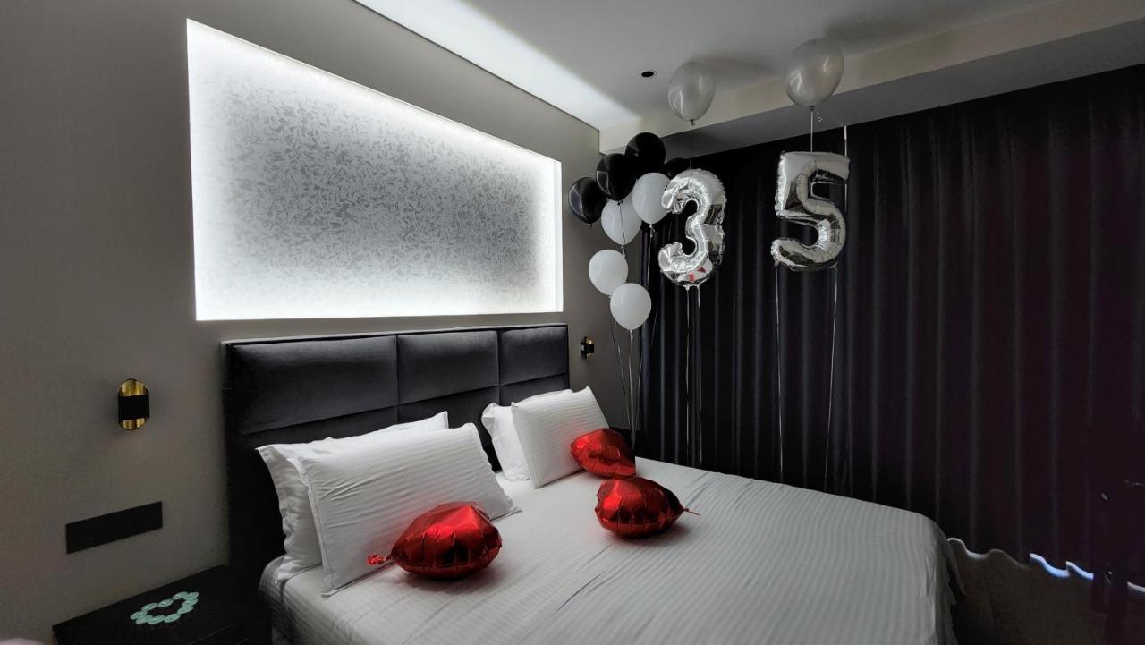 Imperator Hotel Tirana Exterior photo